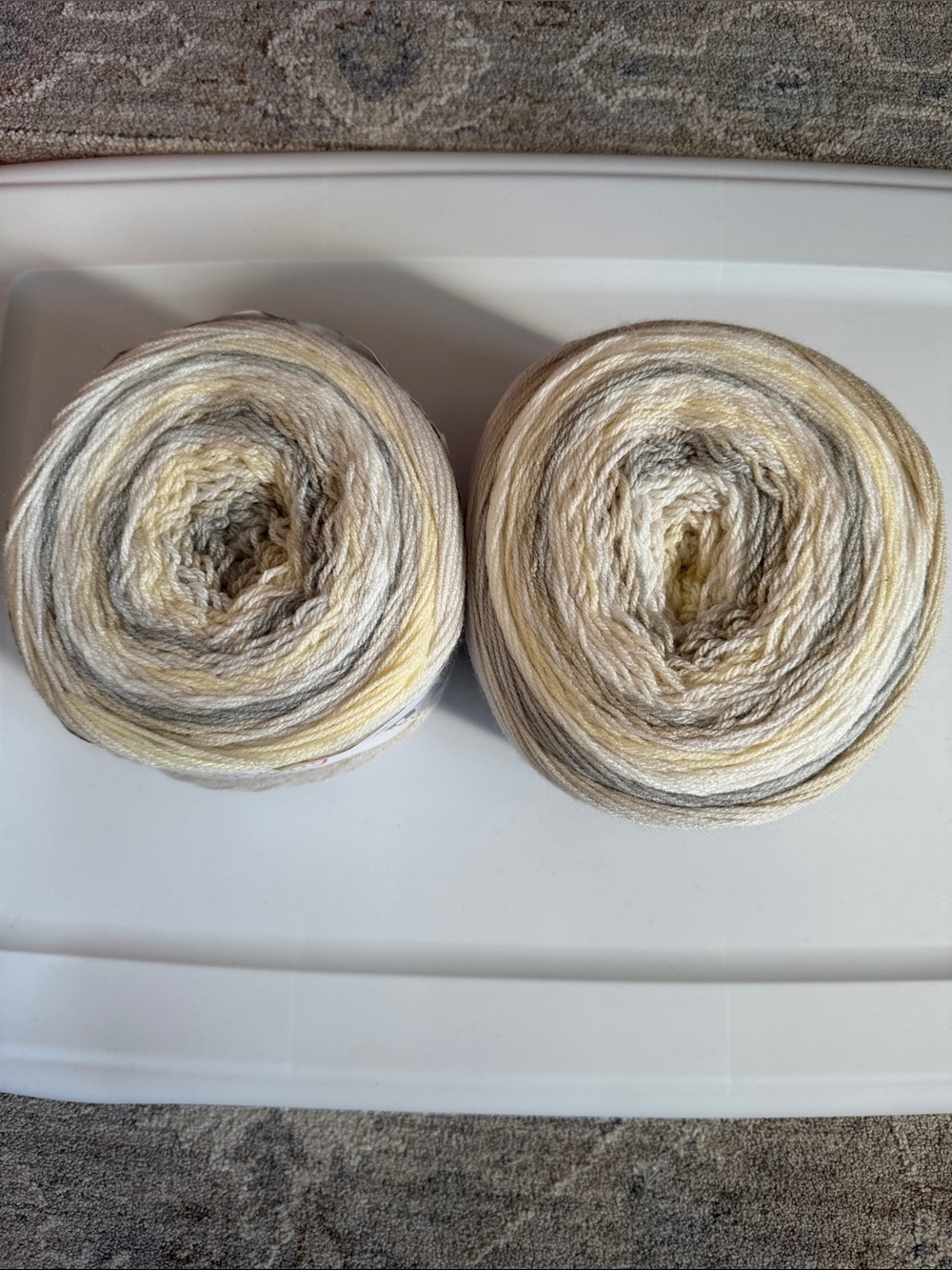 Caron Skinny Cakes
Size 8.8oz ea
Color: French Vanilla
Lot of 2 
NWT